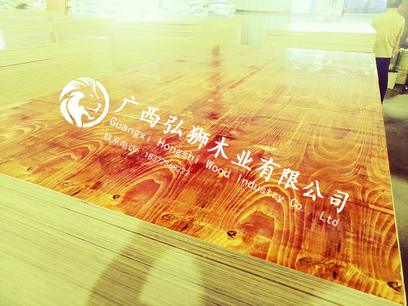 建筑模板松木桉木結(jié)合性價比更高